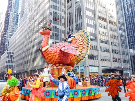 A festive Thanksgiving parade