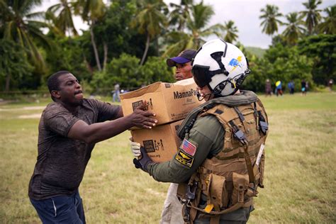 Third Fleet sailors providing humanitarian assistance