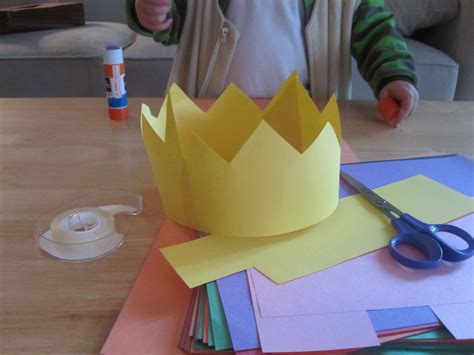 Tiara Craft Ideas for Kids