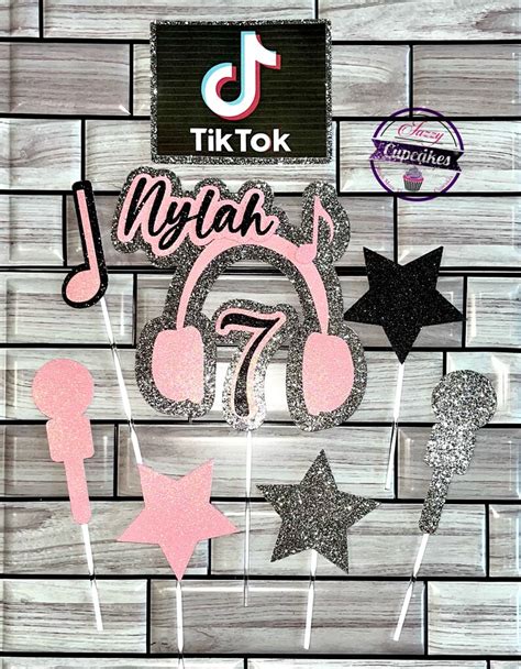 TikTok Cake Topper Trends