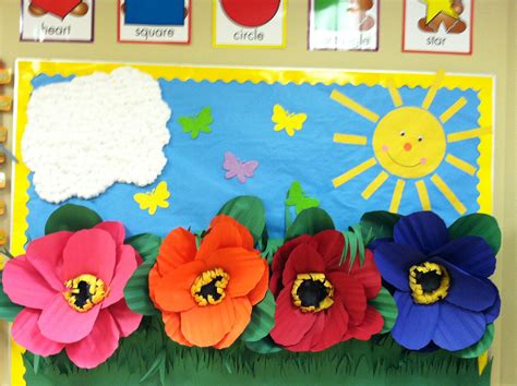 Tips for Creating a Flower Template Bulletin Board