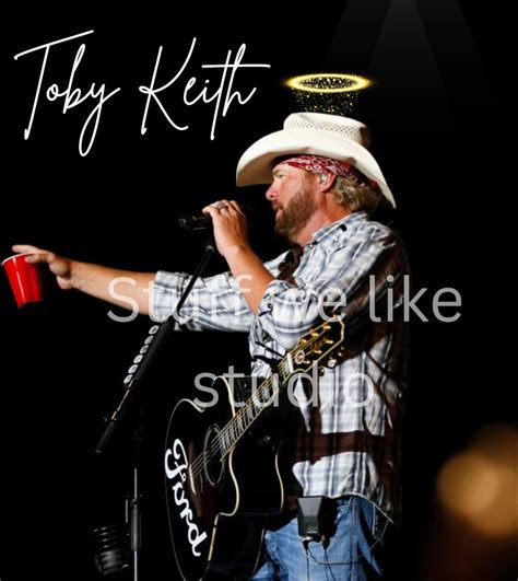 Fans sharing memories of Toby Keith