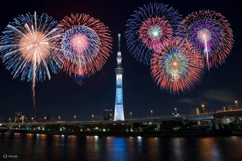 Tokyo's Skytree fireworks display