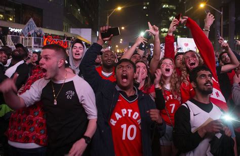 Toronto Raptors fans