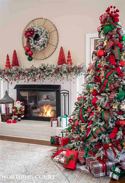 A traditional-themed tree with red and green ornaments