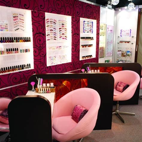 Trendy Nail Boutique