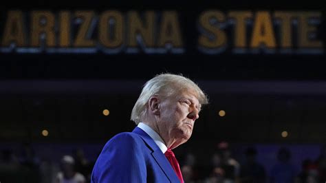 Media coverage of Trump rally at ASU