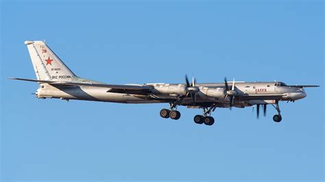 Tu-95 Bomber Design