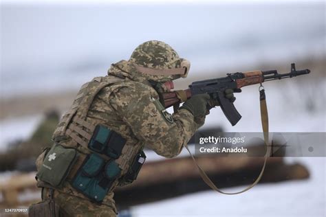 Ukrainian sniper training methods