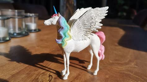 Unicorn models for home decor