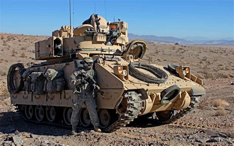 US Army M2 Bradley in Desert Storm