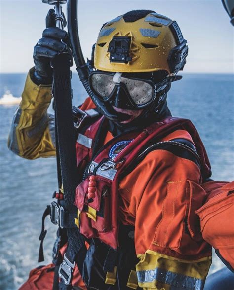 US Coast Guard Rescue Swimmer