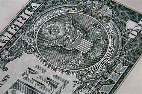 US dollar collapse signs