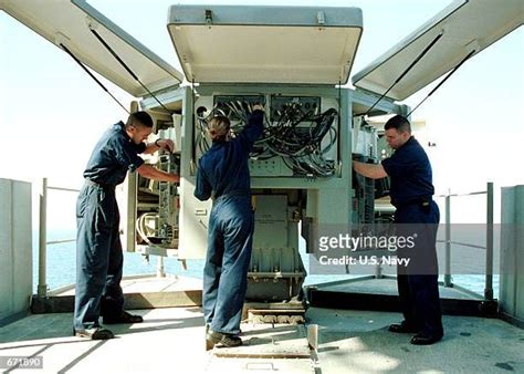 US Navy Electronic Warfare Gallery 4