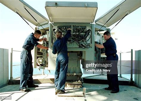 US Navy Electronic Warfare Gallery 5