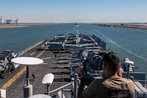 US Navy sailors implementing security measures