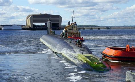 US Navy Submarine Bases Gallery