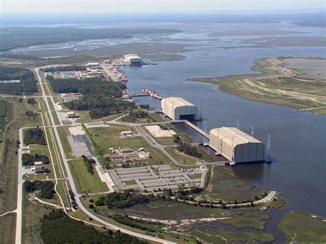 US Navy Submarine Bases Gallery