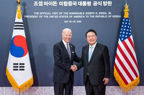 US and South Korean flags