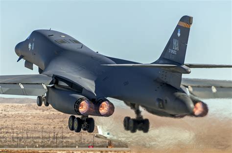 USAF B-1B in flight