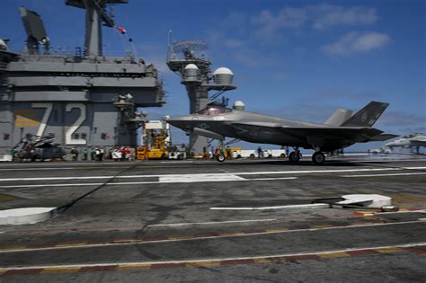 USS Abraham Lincoln Deck Operations