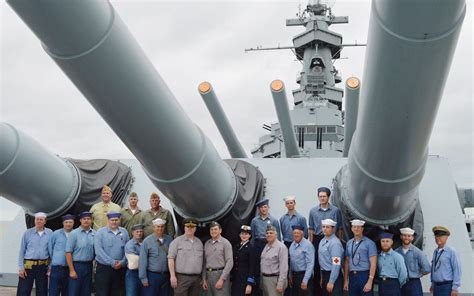 USS Alabama Crew Life