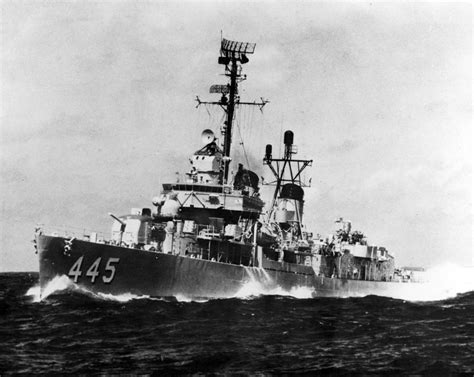 USS Fletcher DD-445 WW2