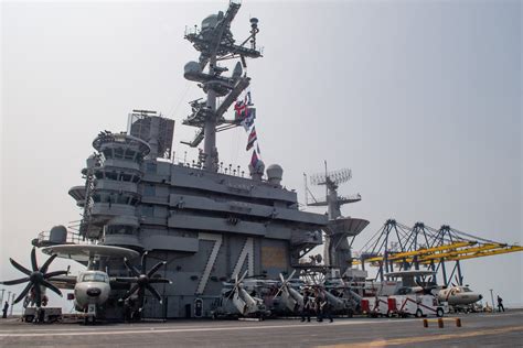 USS John C. Stennis control tower