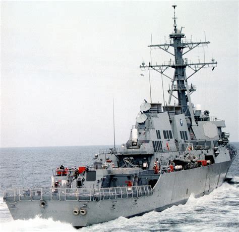 USS Mahan (DDG-72)