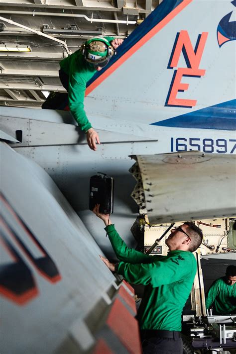 USS Ronald Reagan Maintenance