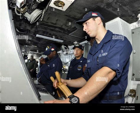 USS Ronald Reagan replenishment operations