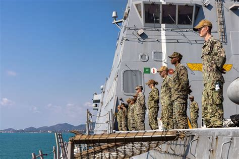 USS Somerset exercise