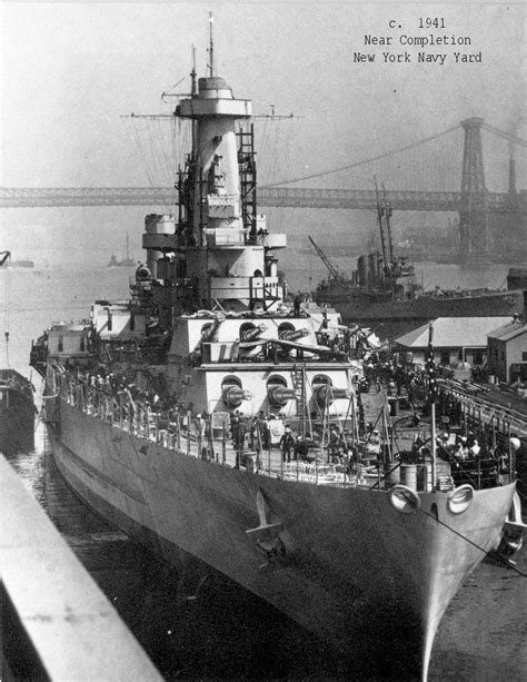 USS Washington (BB-56) gun turrets