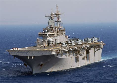 USS Wasp (LHD-1) underway in the Atlantic Ocean