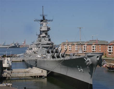 USS Wisconsin's crew, 1952