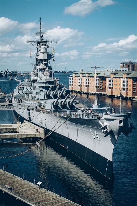 USS Wisconsin in Korean War, 1952