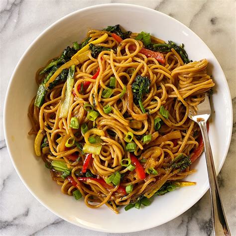 Vegetable Lo Mein Noodles