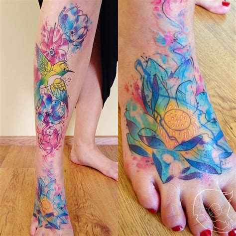 Description of vibrant leg tattoos