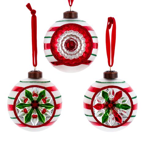 Vintage-Inspired Christmas Ornament Set