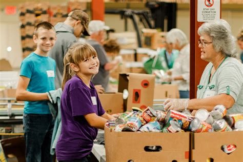 Volunteers at a food bank in Floyd County