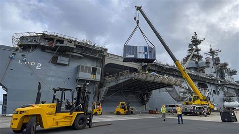 Wasp-class amphibious assault ship capabilities