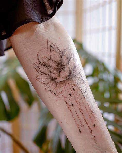 Water lily tattoo ideas for men and women