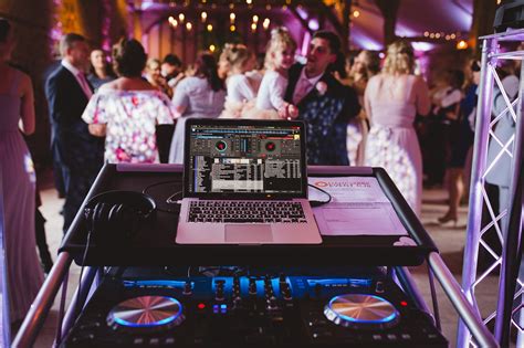 Wedding DJ