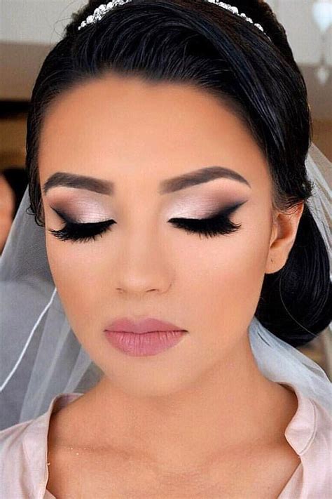 Wedding Hair and Makeup Trends