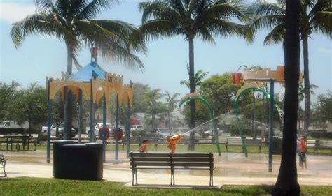 A community center in West Palm Beach that offers food assistance