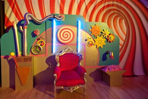 Willy Wonka's Invention Station