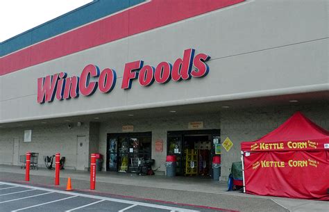 WinCo Foods produce section