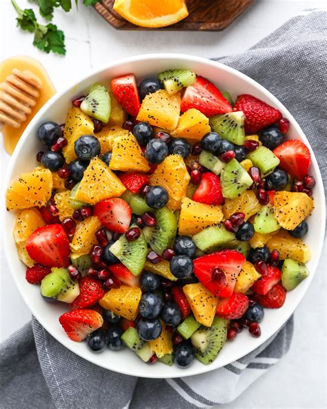 Winter fruit bowl with citrus fruits, such as oranges and grapefruits