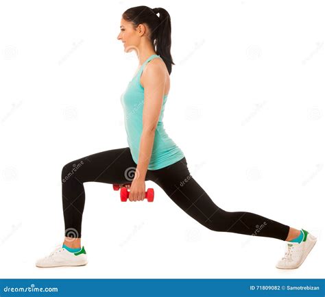 Woman doing lunges with proper form