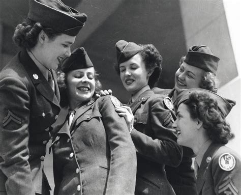 Women in the military in leadership roles